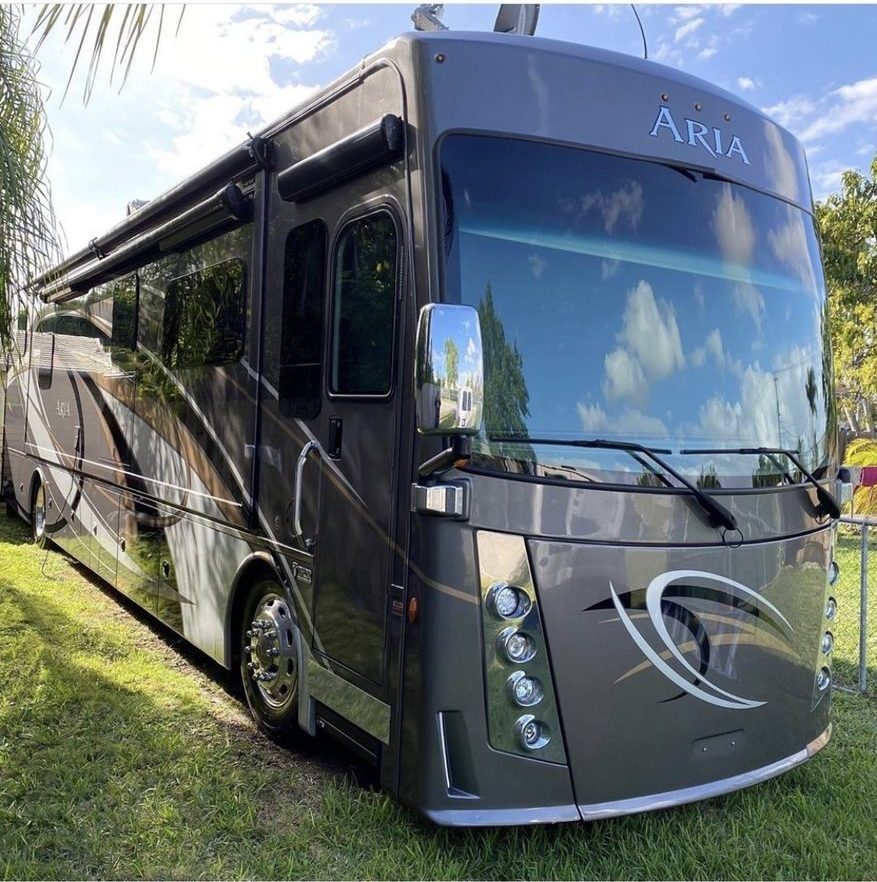 37 foot Aria motorhome washed and waxed